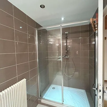 Confortable Au Centre De Méribel, Proche Pistes Et Commerces, Parfait Pour 4 Personnes - Fr-1-180-4 Apartamento