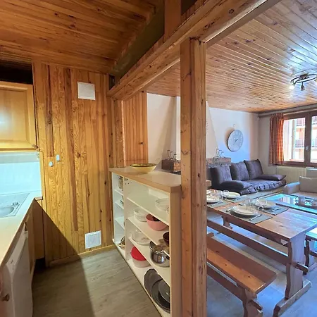 Confortable Au Centre De Méribel, Proche Pistes Et Commerces, Parfait Pour 4 Personnes - Fr-1-180-4 Apartamento Méribel