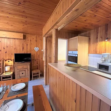 Confortable Au Centre De Méribel, Proche Pistes Et Commerces, Parfait Pour 4 Personnes - Fr-1-180-4 Méribel
